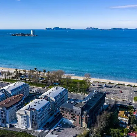 Samil Apartment, Primera Linea De Playa Con Wifi Y Garaje