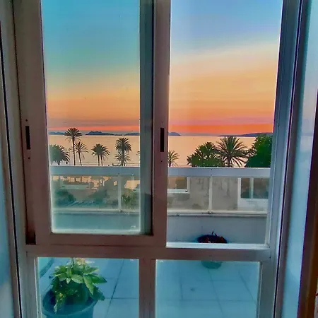 Samil Apartment, Primera Línea De Playa Con Wifi Y Garaje Apartamento