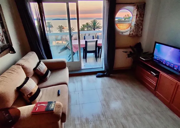 Samil Apartment, Primera Linea De Playa Con Wifi Y Garaje Apartmán Vigo